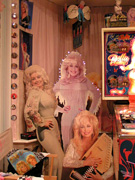 Doily Parton stand-ups